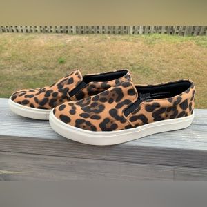 A New Day Reese Canvas Leopard Print
Quilted Sneakers